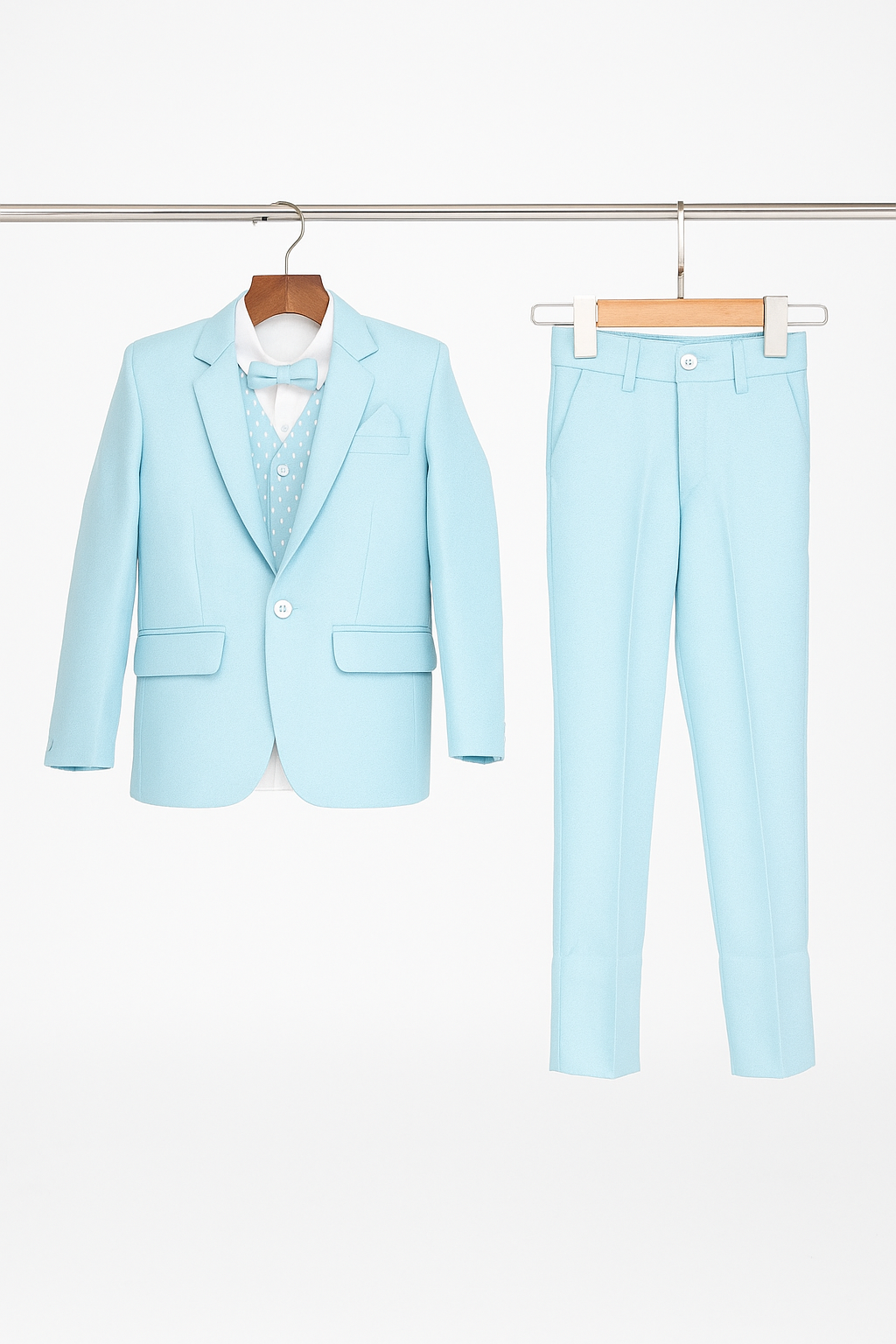 Cool & Classy – Boys’ Light Blue 3-Piece Suit Set